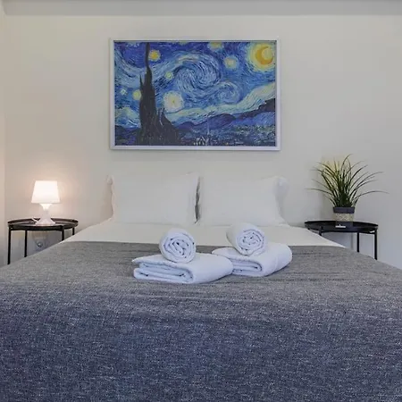 Panteao In Alfama - With Ac Lisboa