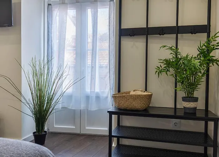 Panteao In Alfama - With Ac Lisboa