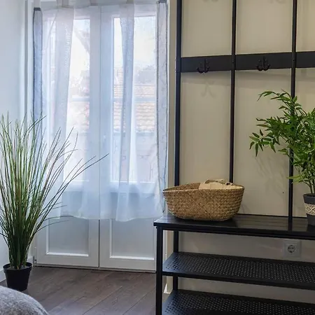 Panteao In Alfama - With Ac Lisboa